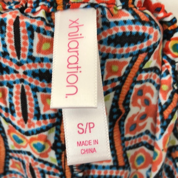 Ladies size small romper - Picture 4 of 5